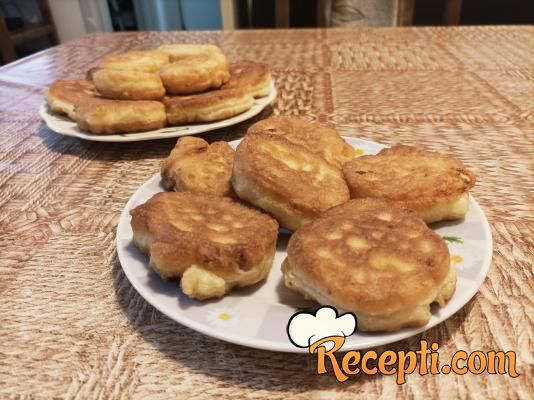 Brzi uštipci sa sirom