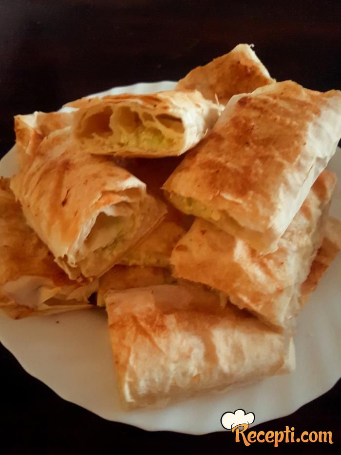 Pita sa plavim patlidžanom