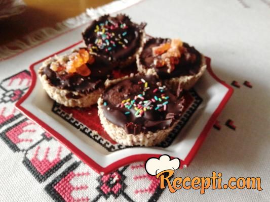 Slatkiš iz papirnih korpica