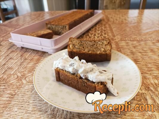 Kolač bez brašna i dodatog šećera