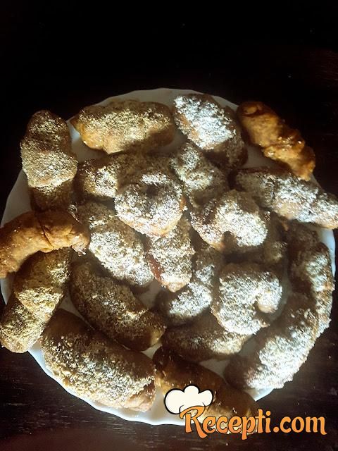 Pivarice (kiflice sa pivom) Pivarice (kiflice sa pivom)