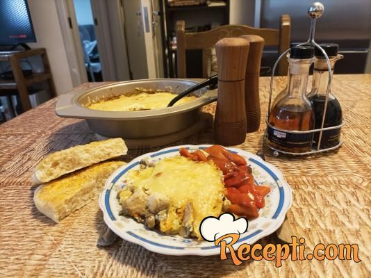 Piletina sa povrćem i sirom