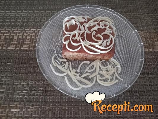 Čokoladni kolač sa lešnikom