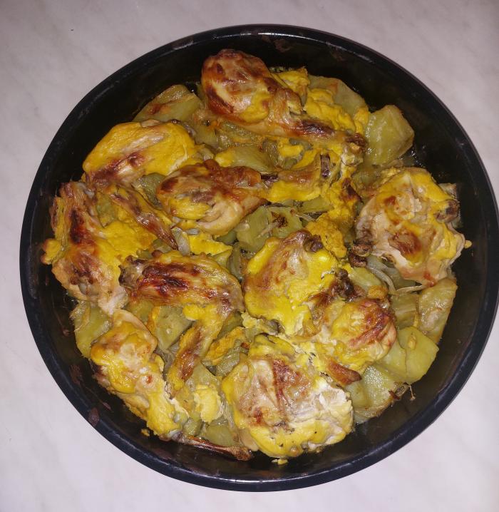 Piletina sa krompirom i lukom