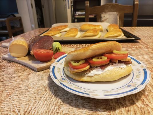 Pecivo za sendviče Pecivo za sendviče