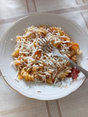 Makarone sa povrćem Makarone sa povrćem