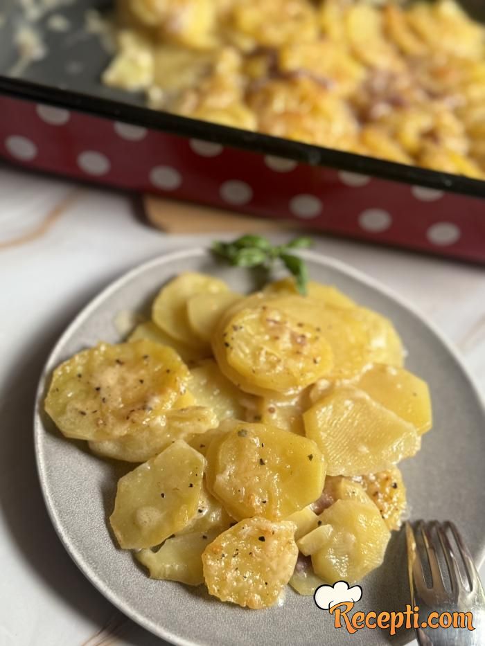 Krompir gratin 