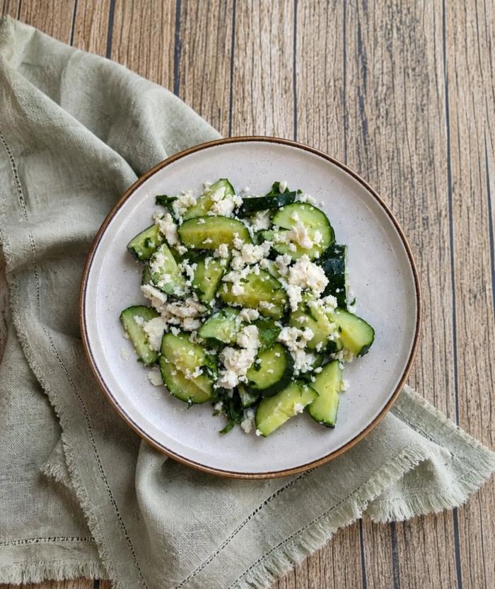 Jednostavna, osvežavajuća salata Jednostavna, osvežavajuća salata