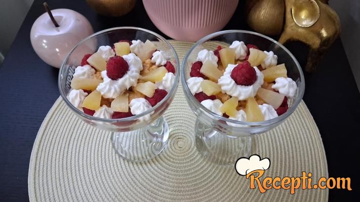 Desert u čaši