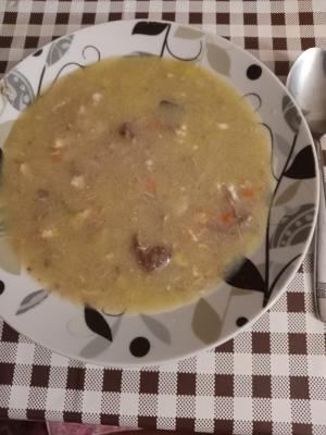 Juneća čorba sa čuretinom