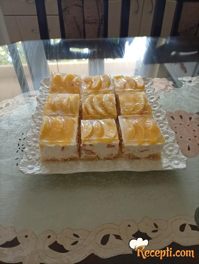 Ledene kocke sa breskvama Ledene kocke sa breskvama
