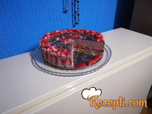 Torta sa jagodama (24)