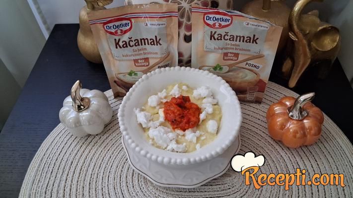 Beli kačamak