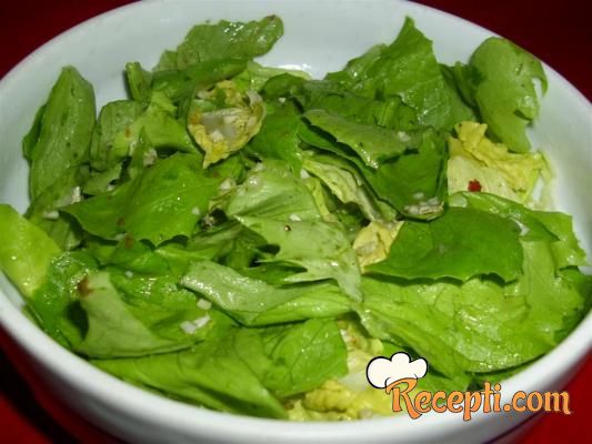 Začinjena zelena salata