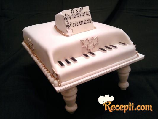 Klavir torta (2)