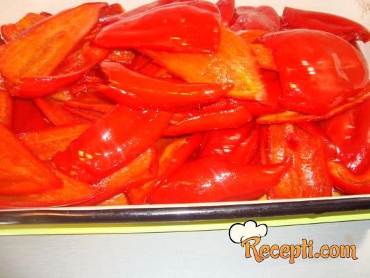 Crvena paprika sa celerom