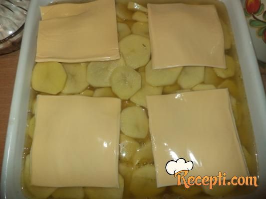 Kremasti krompir iz rerne