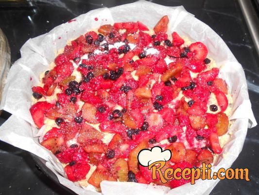Puslica torta (kivi, jagode, maline, borovinice)