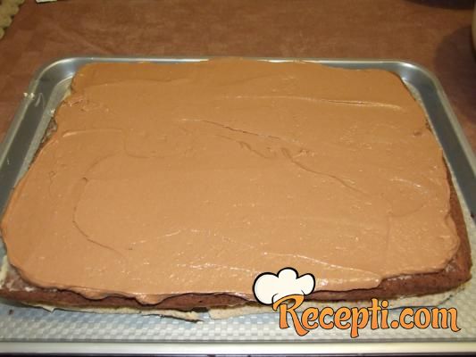 Lešnik-čokoladna torta
