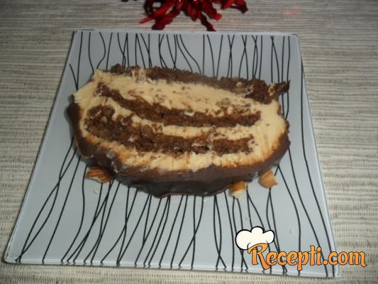 Lešni-karamel torta