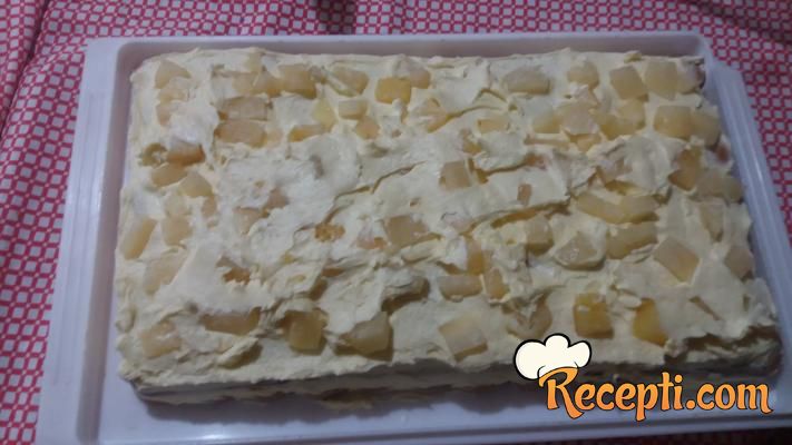 Malina-keks-ananas torta