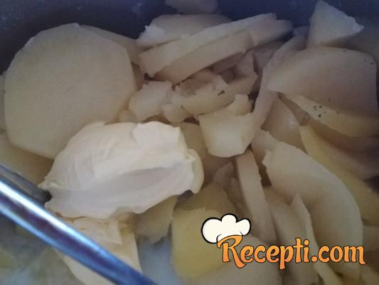 Krompir pire (2)