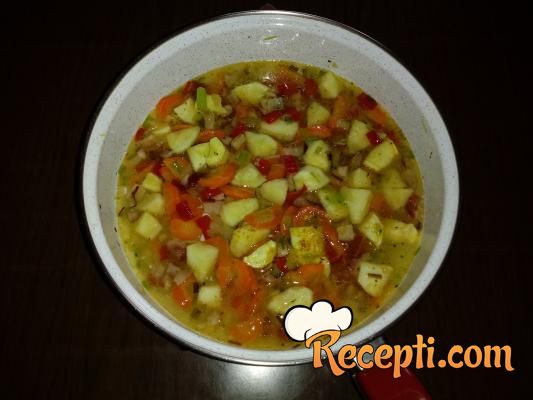 Teletina u sosu od povrća i Meggle pavlake