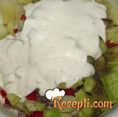 Diseldorfska krompir salata