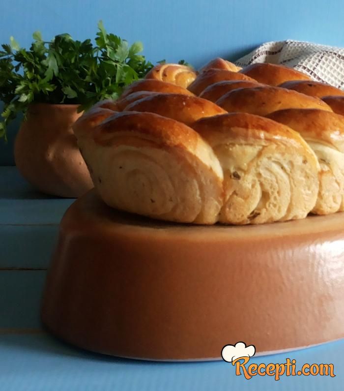Dekorativan hleb sa peršunom