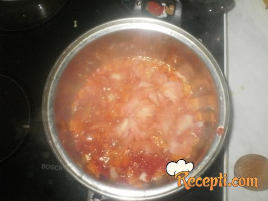 Domaća supa od paradajza