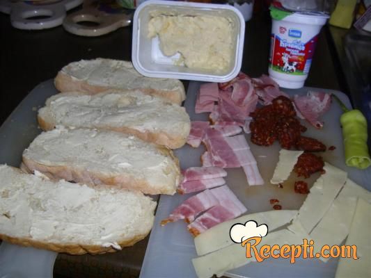 Topli sendviči (2)