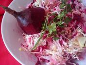Salata od kupusa i cvekle