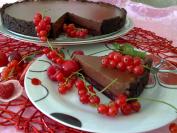 Čokoladni tart sa ribizlama