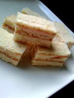 Bele kocke sa pekmezom