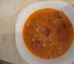 Pasulj sa slaninom i pečenicom
