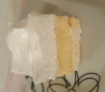 Bele ledene kocke (4)