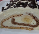 Voćni banana rolat sa komadićima čokolade