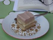 Kolač-piškote i puding od lešnika