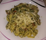 Tagliatelle sa piletinom, blitvom i pršutom