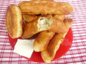 Piroške i venčići sa sirom i belim lukom