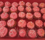 Cupcake od čokolade sa kremom od maline
