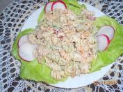 Salata sa dimljenim pilećim mesom