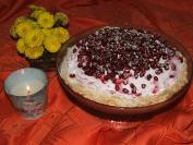 Merinque torta sa šumskim voćem i narom