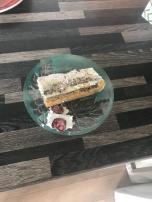 Torta sa jagodama i keksom