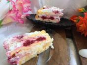 Šuškava torta sa malinama