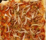Pizza sa tunjevinom