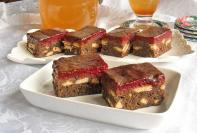 Čokoladne kocke sa višnjama