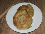 Burekčići sa prazilukom i sirom