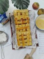 Pite od jabuka sa karamel prelivom