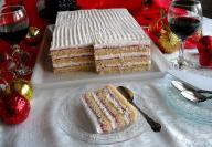 Voćna torta sa gotovim korama